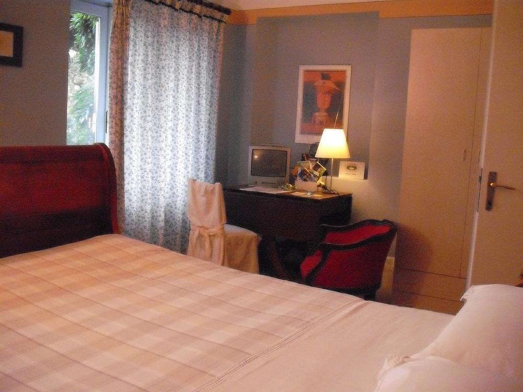 Il Glicine Bed & Breakfast Zimone ภายนอก รูปภาพ