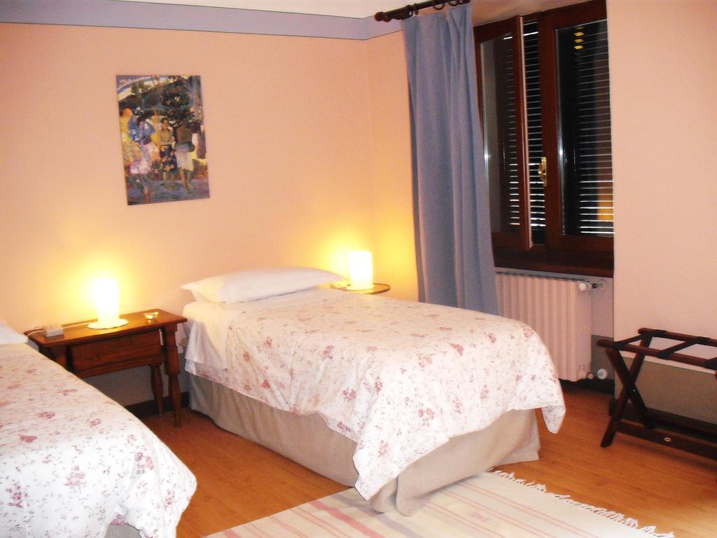 Il Glicine Bed & Breakfast Zimone ภายนอก รูปภาพ